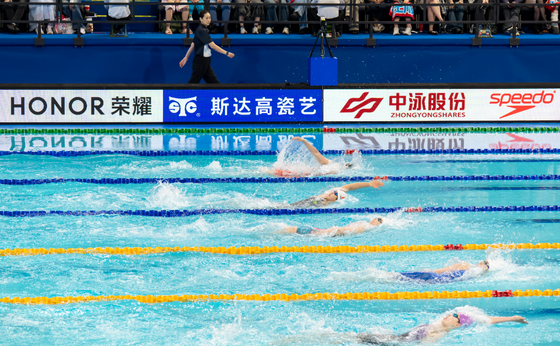 斯达高瓷艺助力2026中国游泳公开赛
